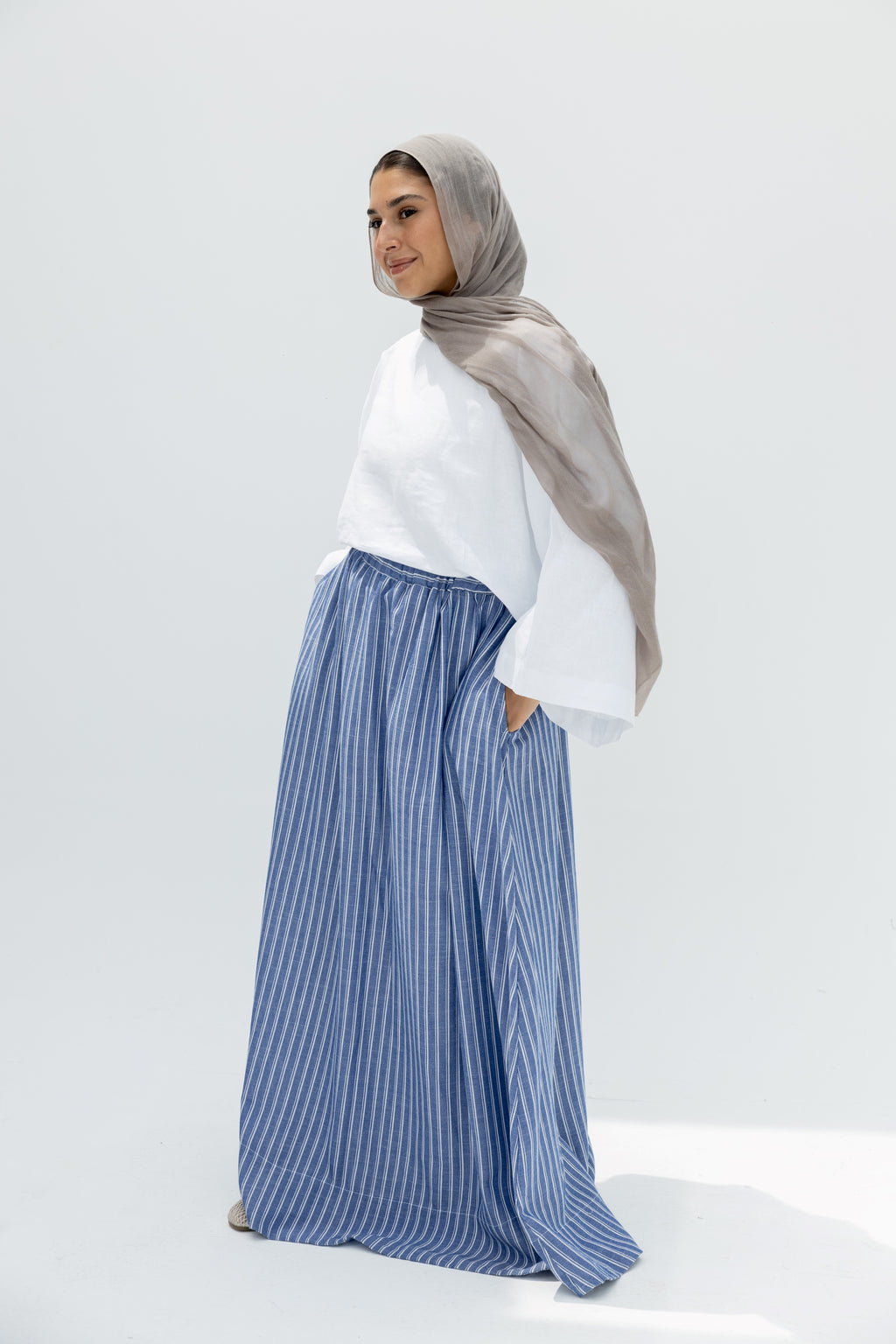 Mist Flow Skirt in Blue & White